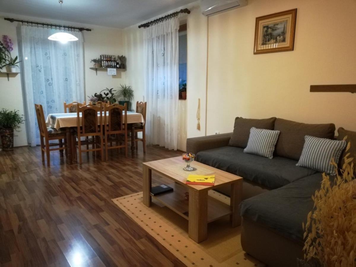 Apartman Rosa Lägenhet Skradin Exteriör bild